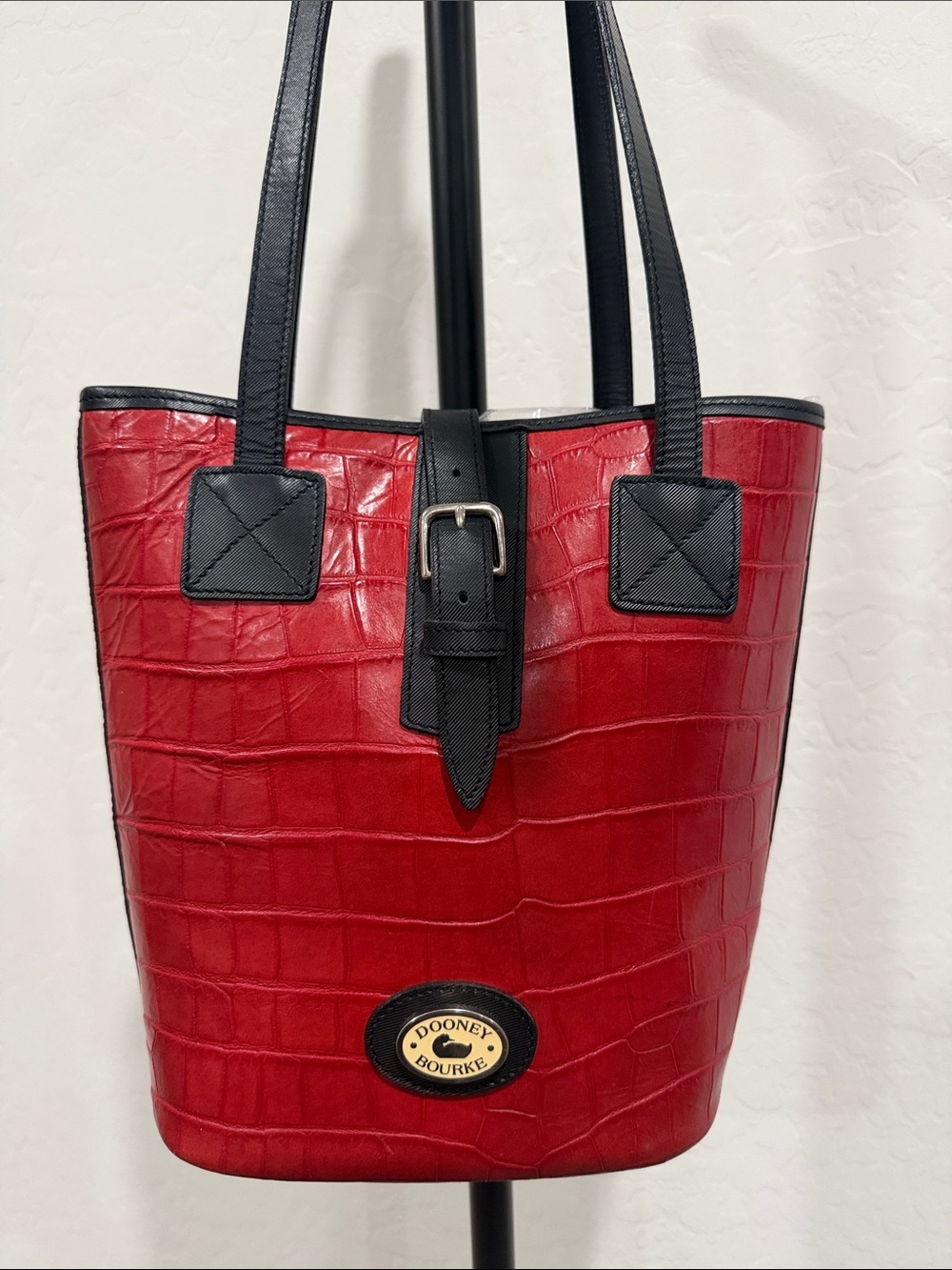 vintage Dooney & Bourke Bayou Collection Bucket Bag Tote (rare)